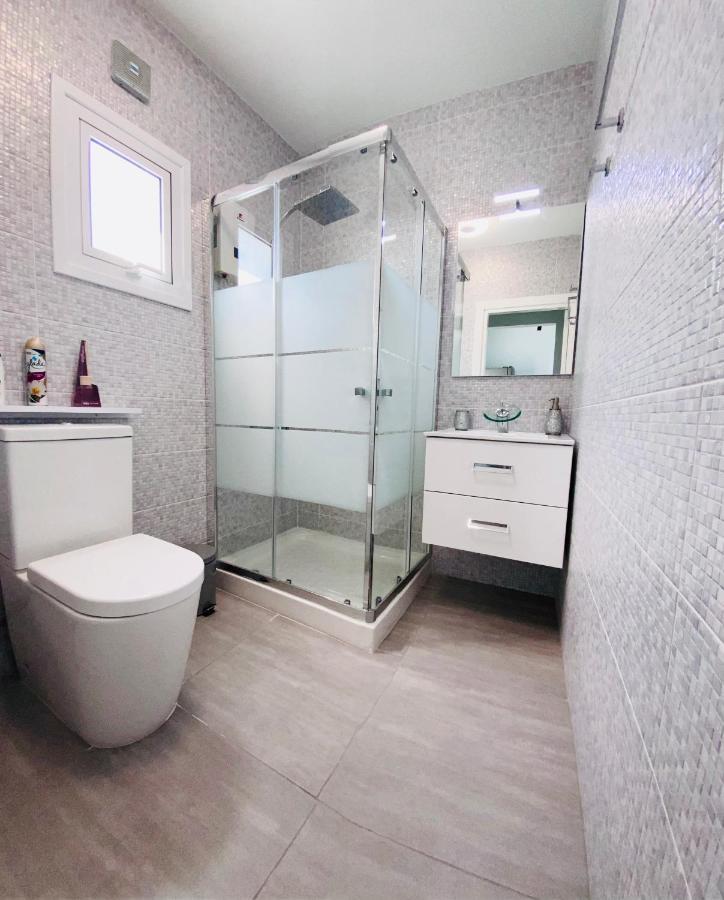 SANDY BAY Villa Ayia Napa Esterno foto