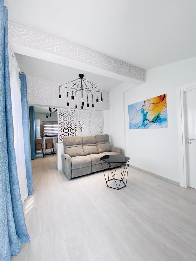 SANDY BAY Villa Ayia Napa Esterno foto